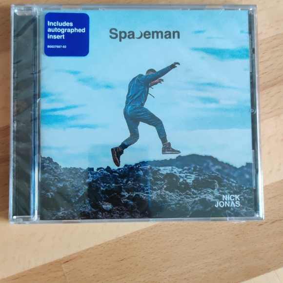 Nick Jonas Spaceman signed CD - Picture 1 of 1
